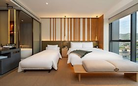 Joyze Hotel Xiamen, Curio Collection By Hilton